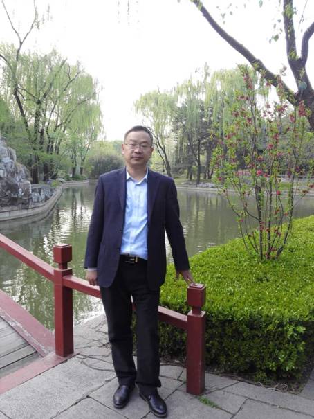 优秀员工闵育政照片.jpg